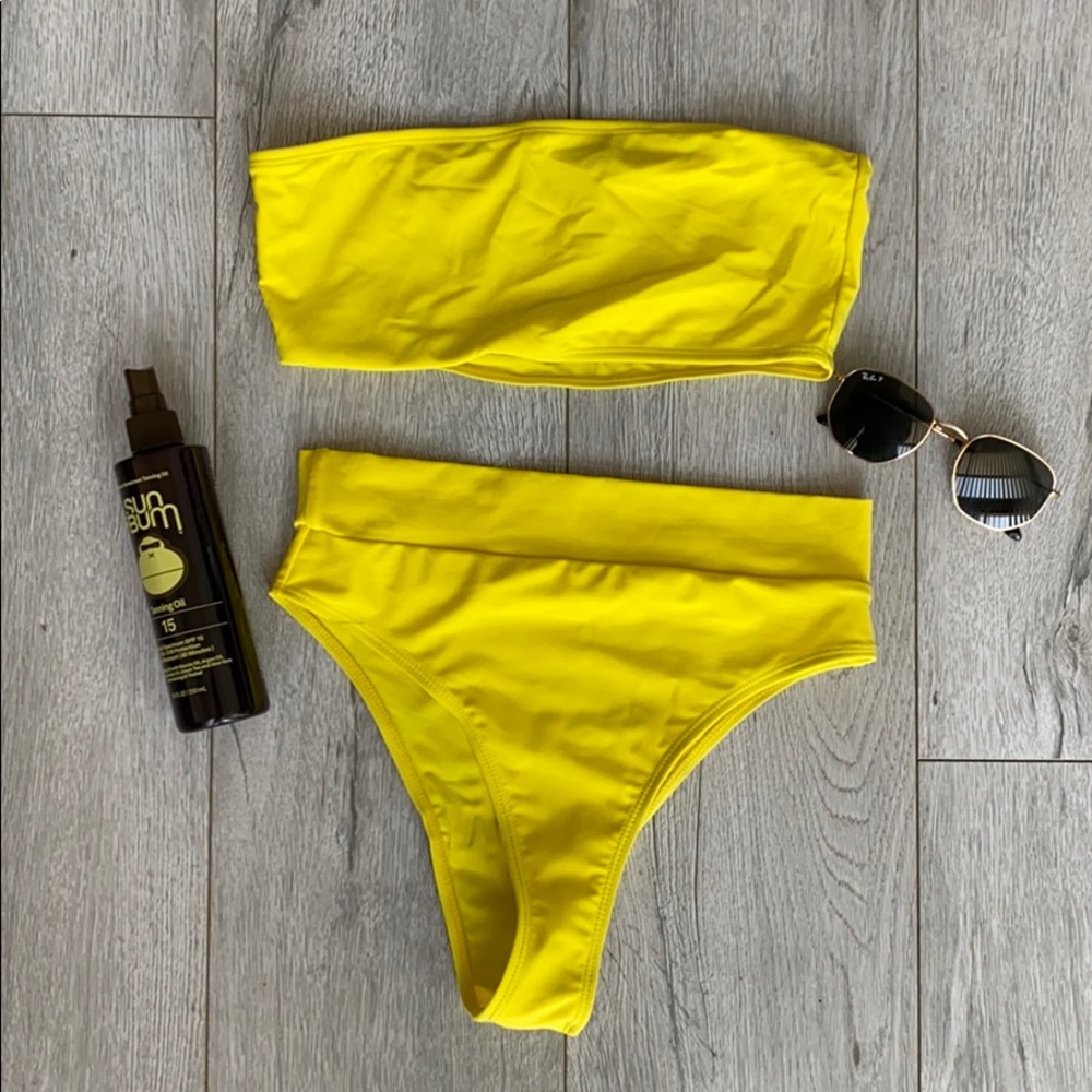 Cheeky yellow bikini
